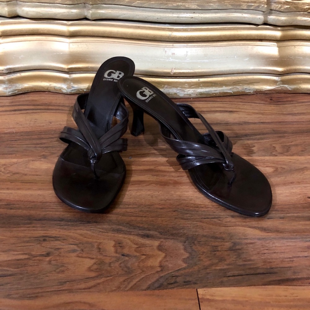 Gianni Bini New Brown Leather Sandals